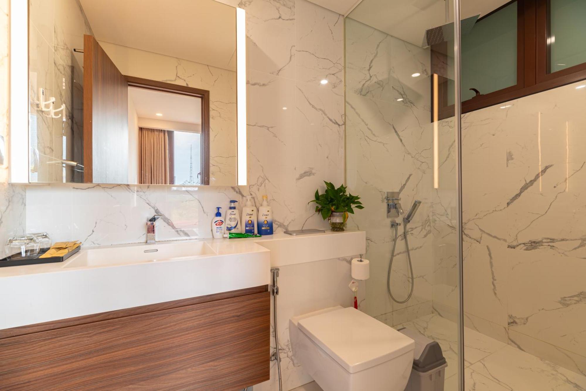 Metropole Thu Thiem- 2 Bedroom In The Center -river View & Luxury *